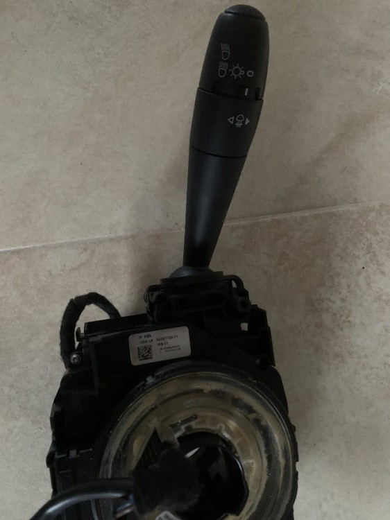 052bcbd2de9744356cdbad3e09e21865.jpg